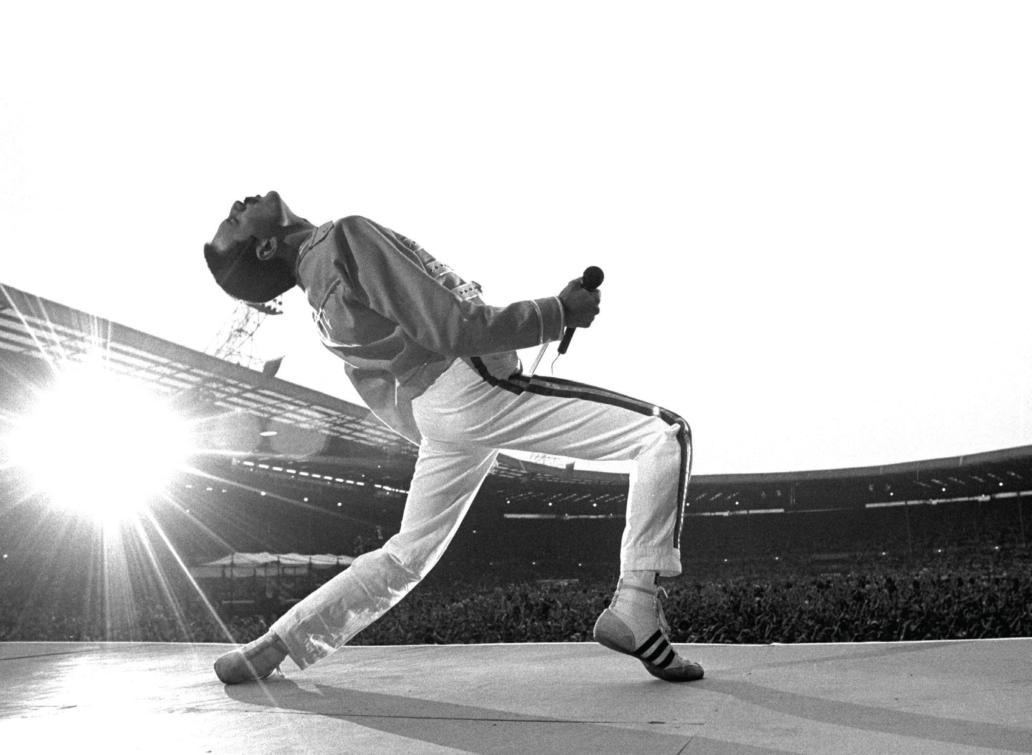 Фредди Меркьюри на Wembley Stadium, июль 1986 (photo © Neil Preston)